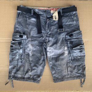 Unionbay - Cargo Shorts - Black Camo - Size 42 (below the knee)